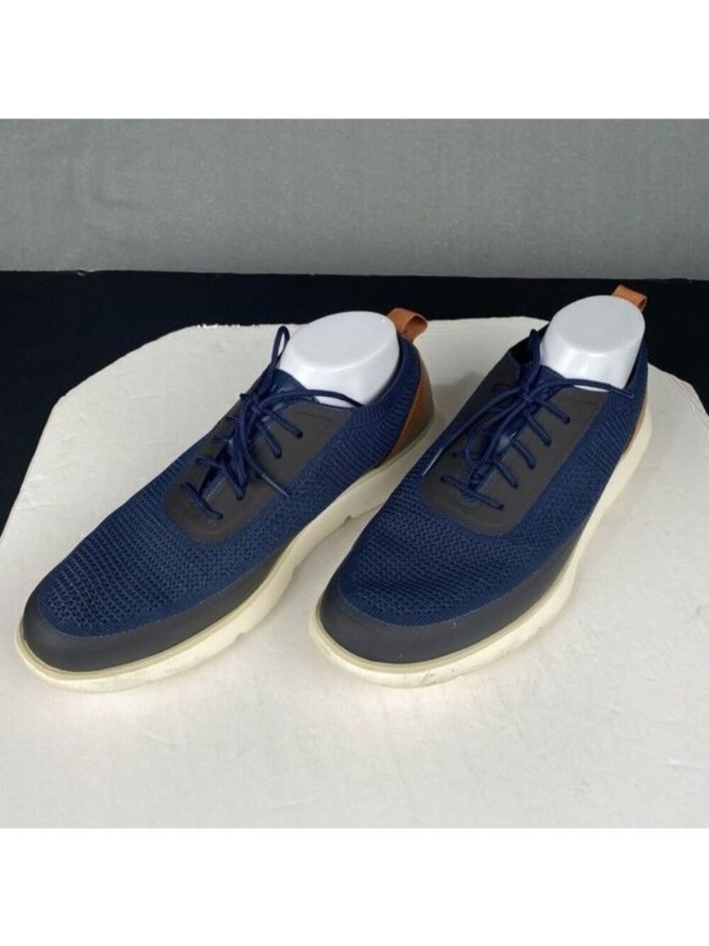 Cole Haan Grand 360 Men's size 10.5 Blue Zerogrand Omni Lace-Up Sneaker